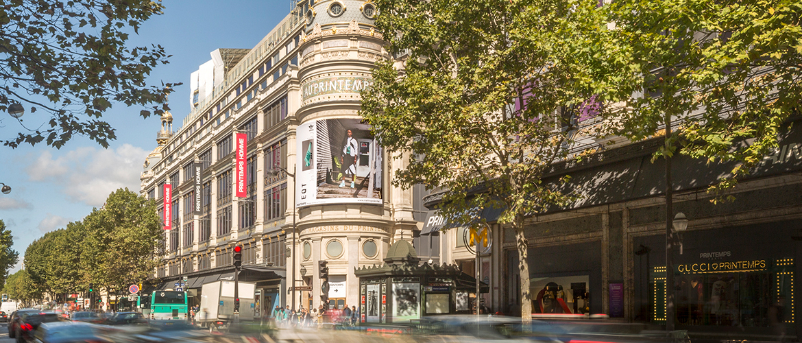 ADIDAS affiche pour la première fois au PRINTEMPS HAUSSMANN